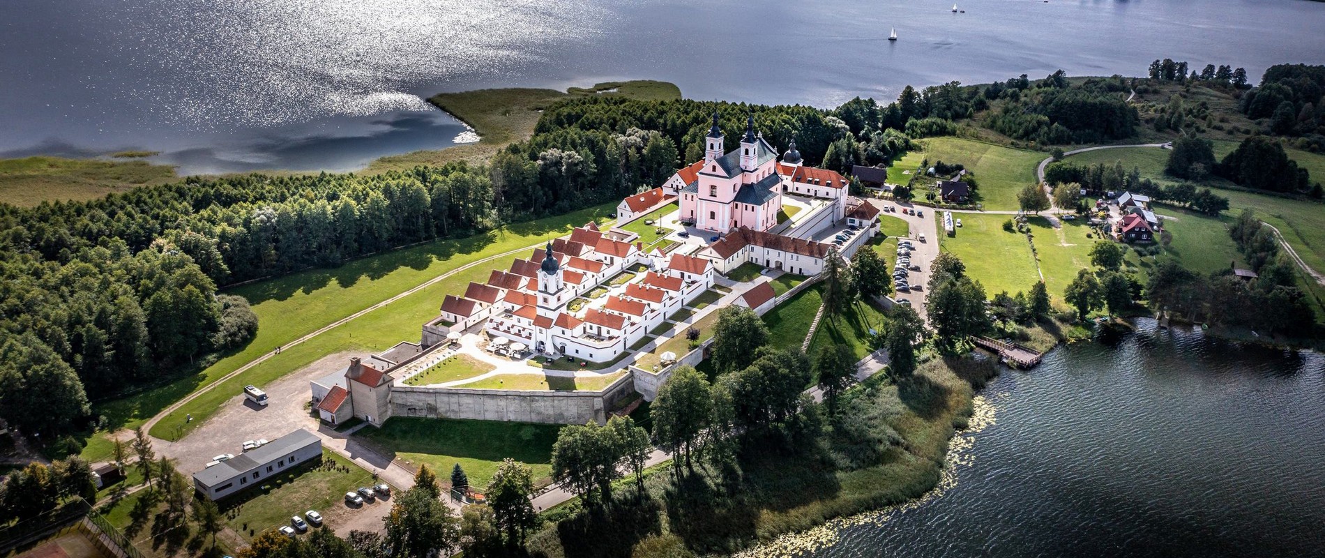 Klasztor Kamedułów w Wigrach